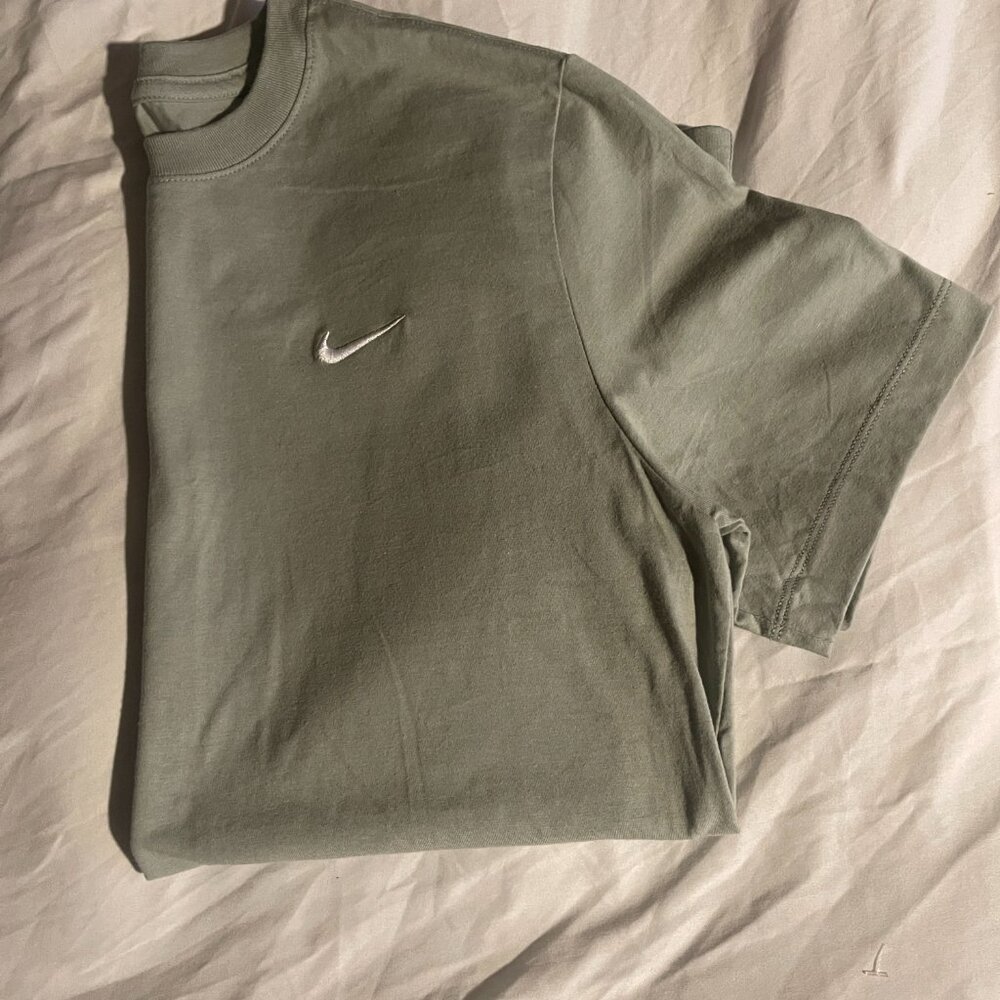Nike Men's Sportswear T-Shirt
